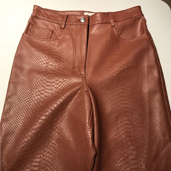 Aritzia Wilfred The Melina Python Embossed Faux Leather Pants in Cognac Brown 6 - Picture 4 of 12